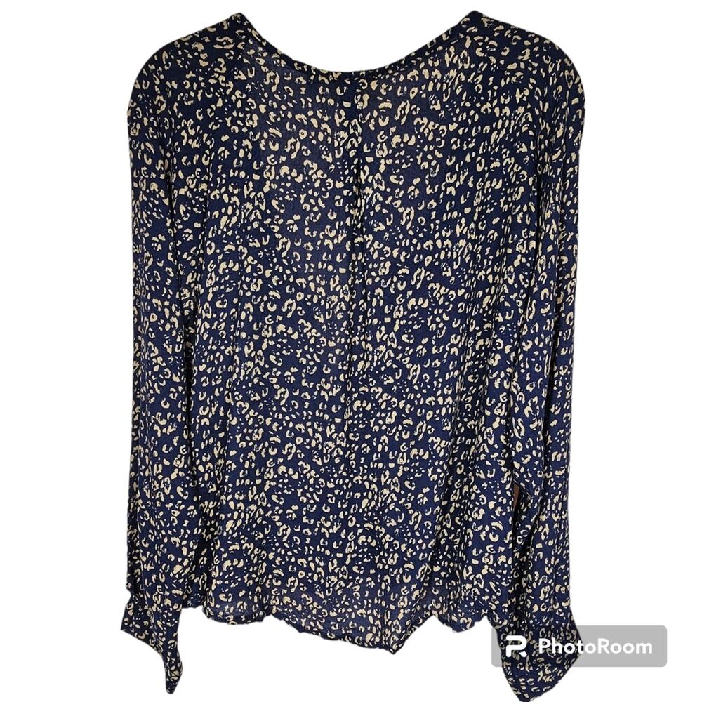 BAKU Navy Animal Print Crossover Blouse NWT Size L - Picture 5 of 11